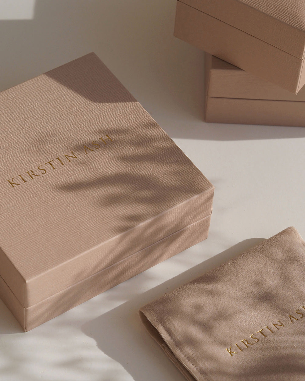 Kirstin Ash Synergy Hoops, Gold