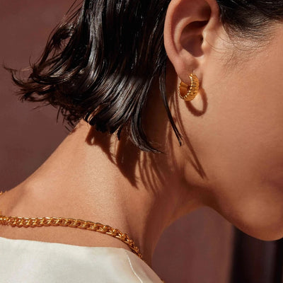 Kirstin Ash Cisco Hoops, Gold